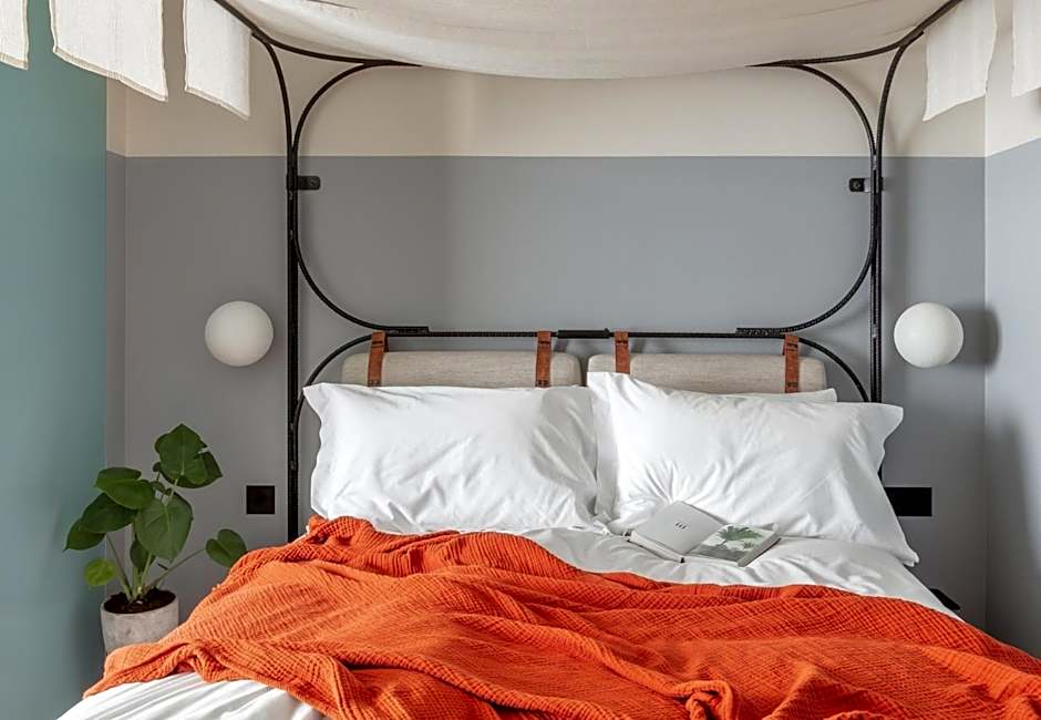 Bermonds Locke, Tower Bridge