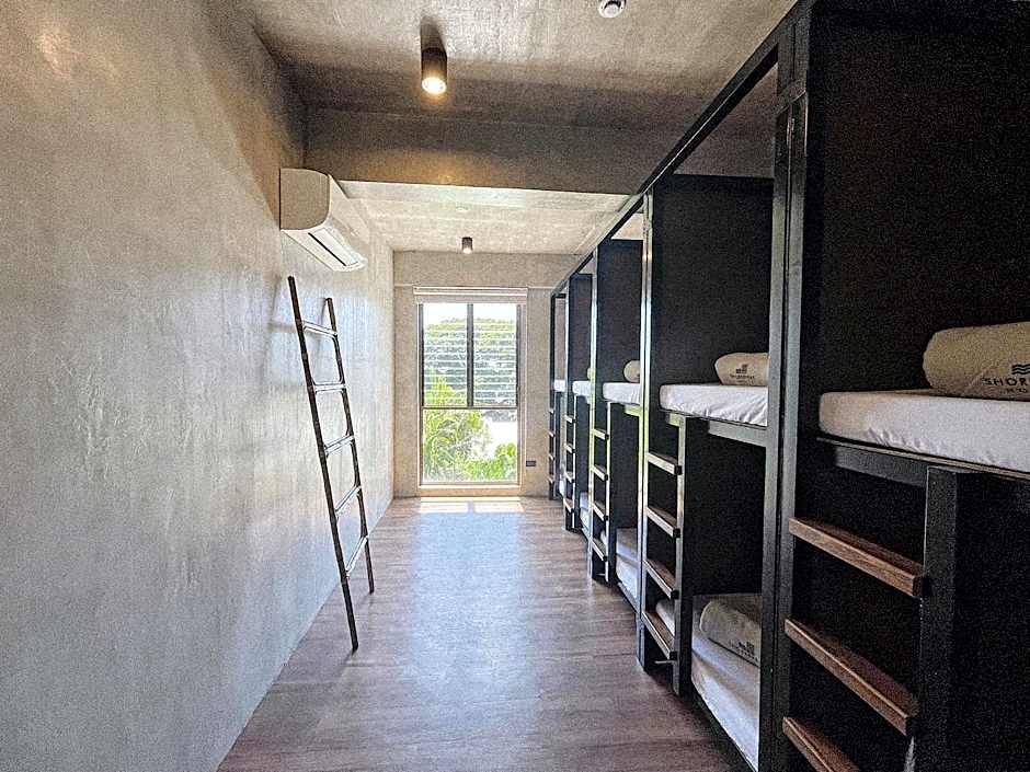 Shorebreak Hostel San Juan La Union