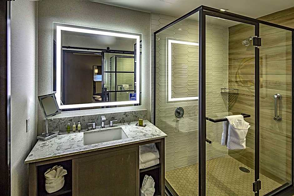 DoubleTree By Hilton Modesto