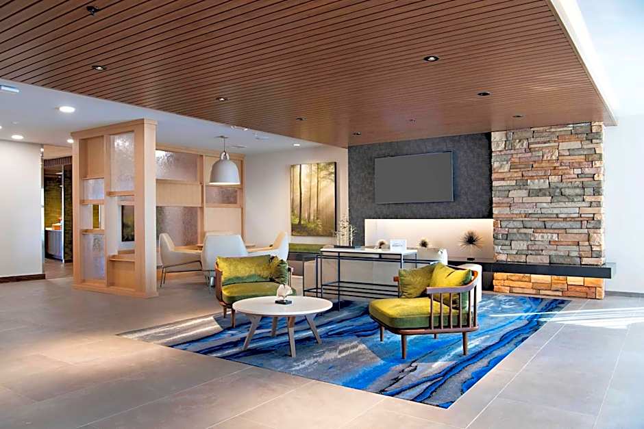 Fairfield Inn & Suites By Marriott Dayton North