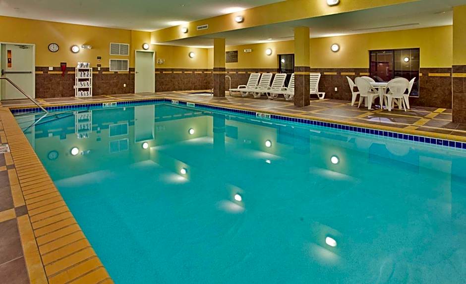 Hampton Inn By Hilton And Suites Watertown