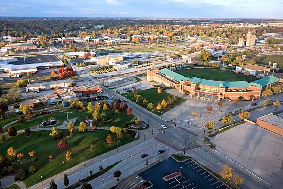 University Plaza Hotel Springfield