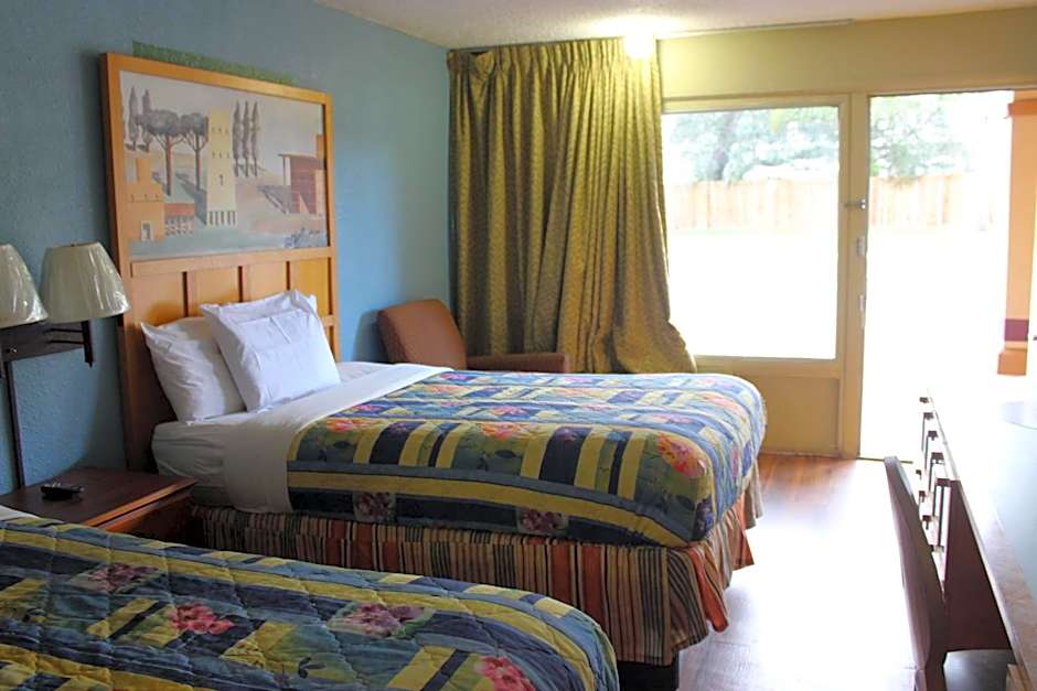 Tampa Inn Near Busch Gardens