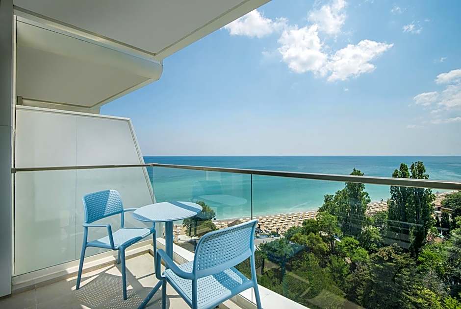 Astoria Hotel All Inclusive- Private Beach & Beach Club