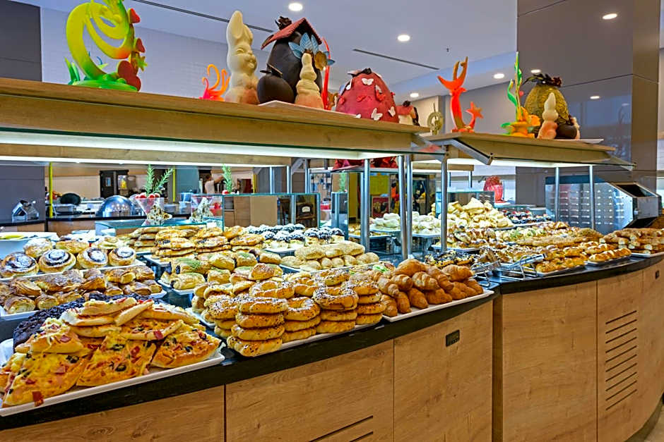 Novum Garden Side Hotel