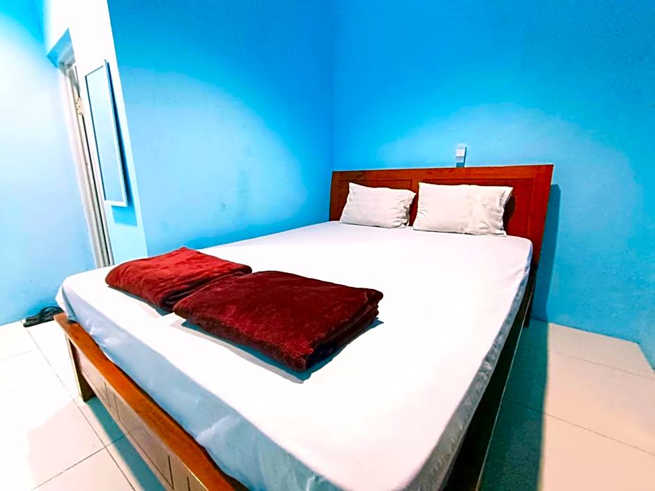 Wisma Kencana Syariah near UNS Mitra RedDoorz