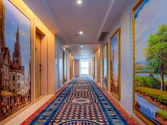 Vienna International Hotel (Xiangshan Bus East Station Store)