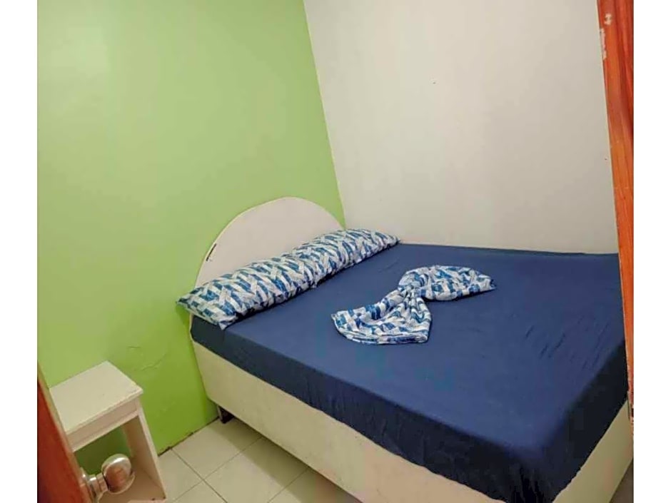 OYO 1048 Jomckayl Apartelle