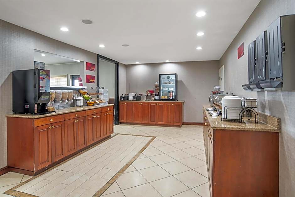 Best Western Plus Bessemer Hotel & Suites