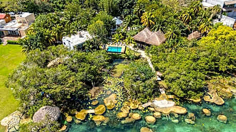 Azulea Bacalar Hotel & Spa - Lagoon Front