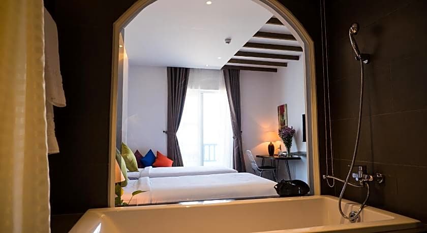 Santori Hotel Danang Bay