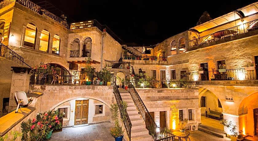 Elegance Cave Suites