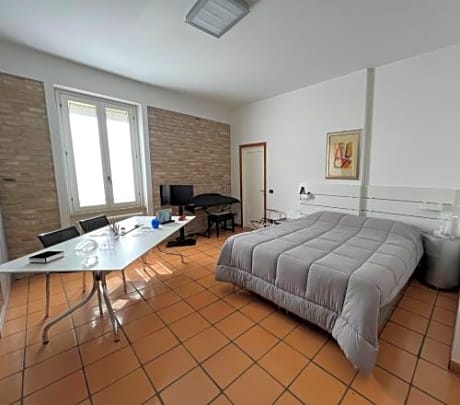 Double or Twin Room with Bathroom