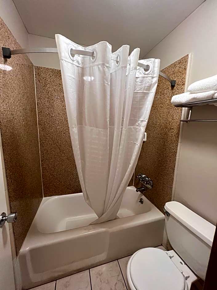 Days Inn by Wyndham Daytona Beach Speedway