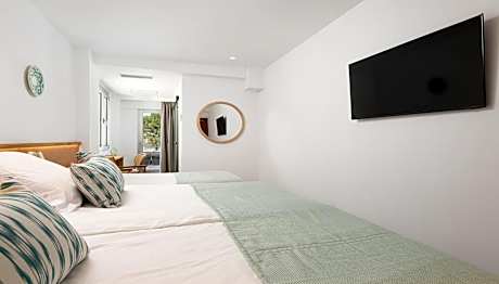 Double or Twin Room with Balcony