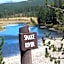 Bison Lodge - Lg Home - 2 bedrooms - less than 5 miles to Yellowstone North Entrance, Sleeps up to 8