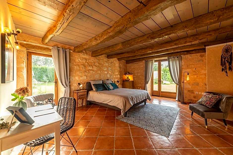 1 Queen Bed — 4 fotoğraftan 1. fotoğraf