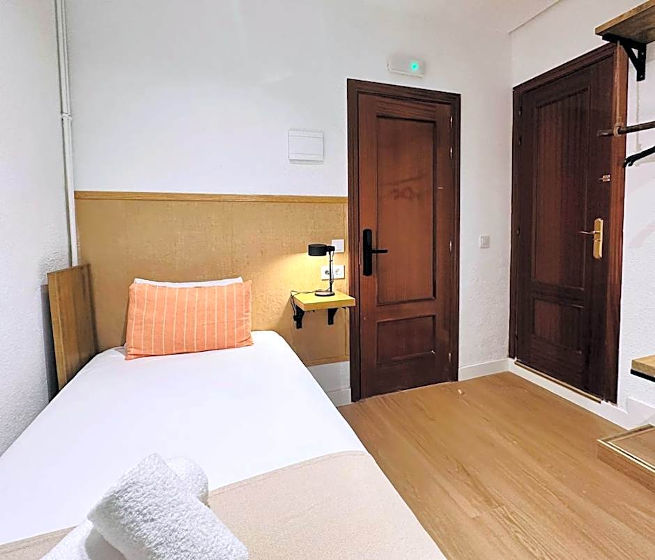 Autentic Boutique Moncloa