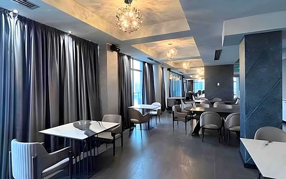 Onyx City Center