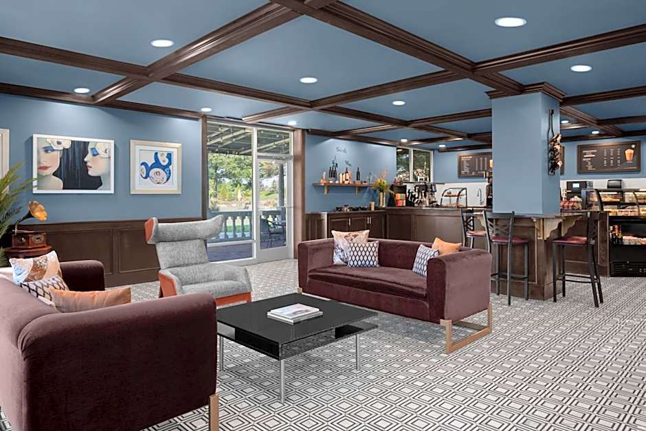 The Drake Oak Brook, Autograph Hotels