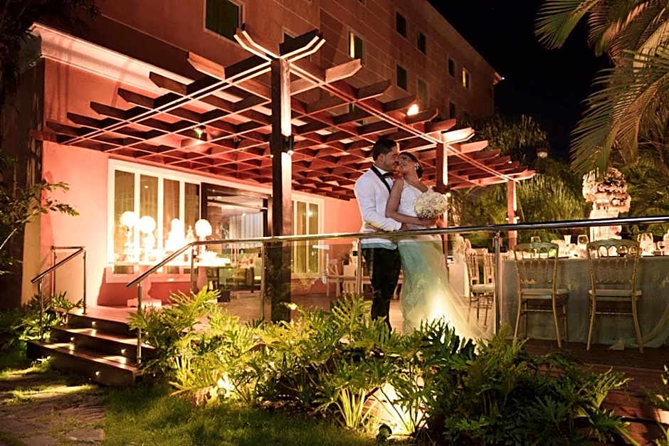 Hodelpa Garden Court