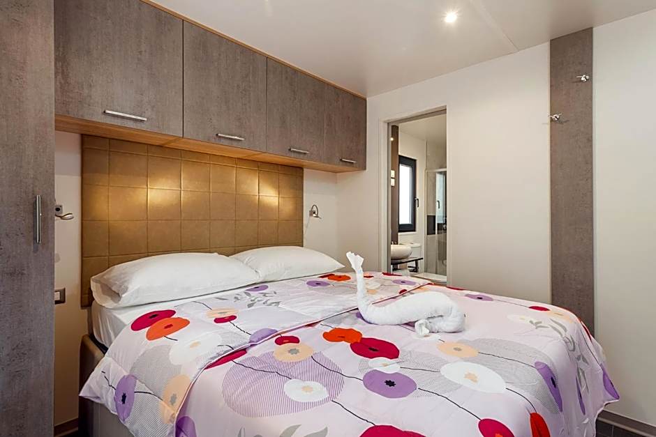 Premium Camping Homes Santa Marina, Lanterna