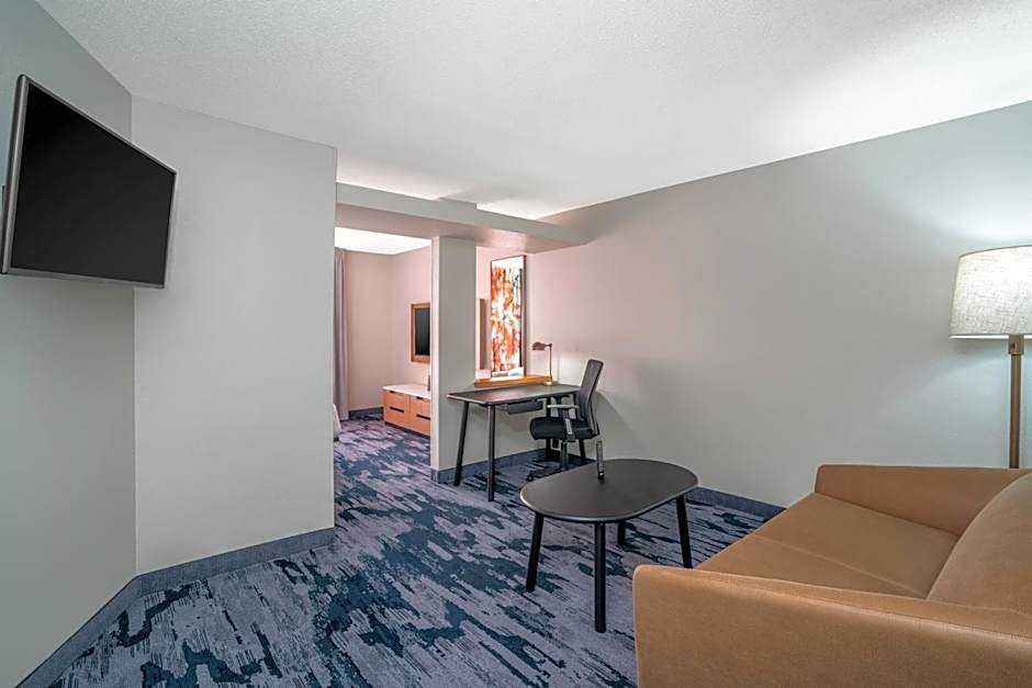 Fairfield Inn & Suites by Marriott Memphis I-240 & Perkins