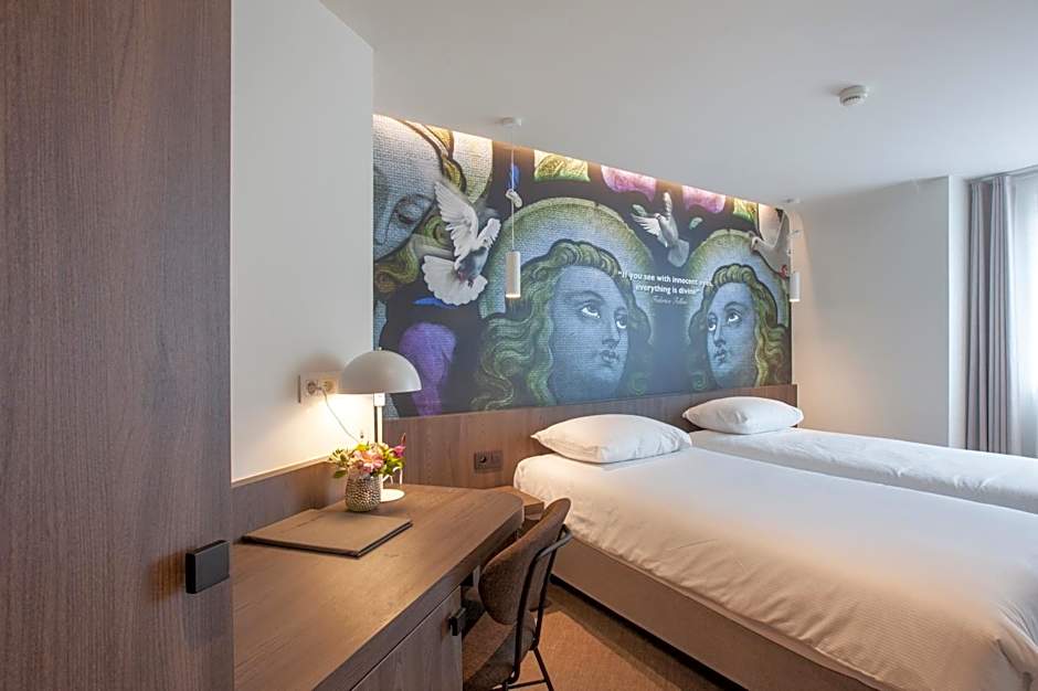Hotel New Damshire