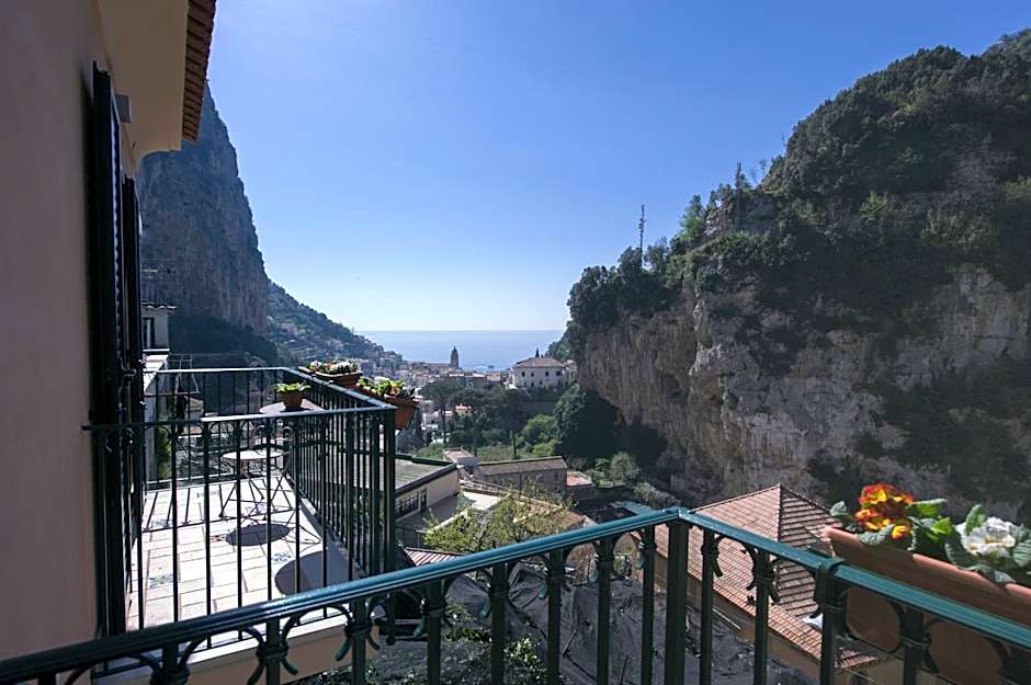 La Valle Delle Ferriere