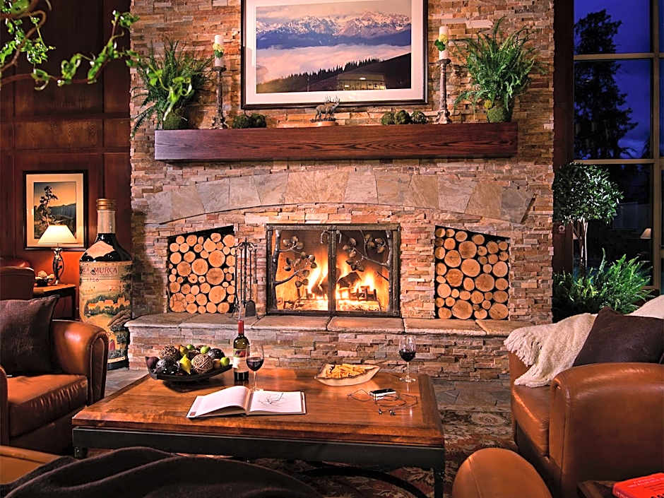 Olympic Lodge by Ayres