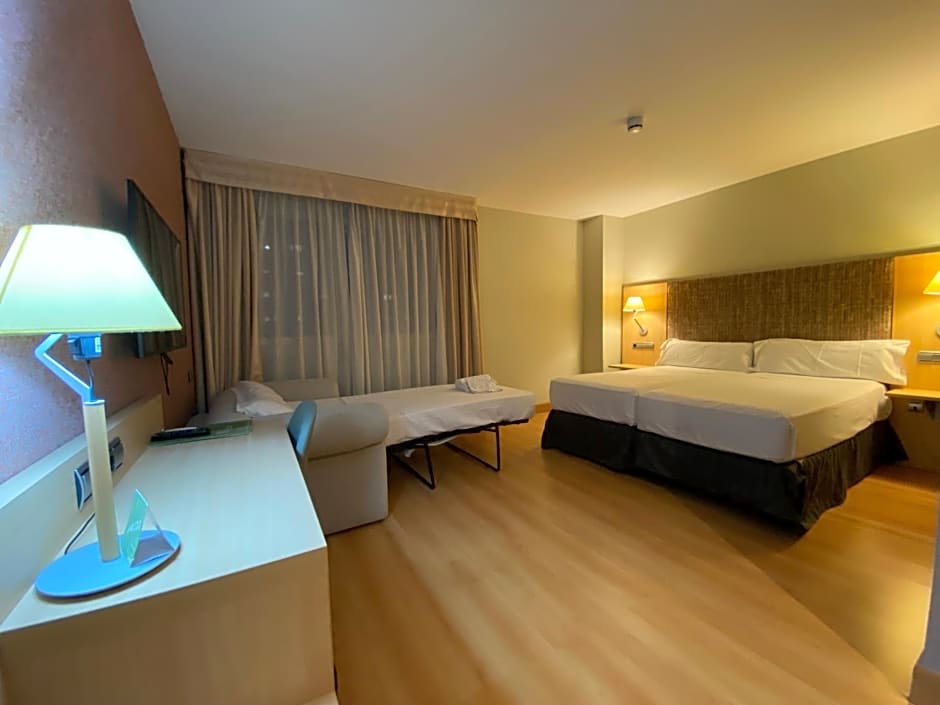 Hospedium Hotel Villa Gom