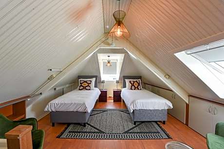 Apartment - Split Level