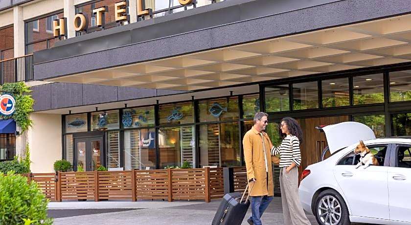 Hotel Champlain Burlington Curio Collection by Hilton