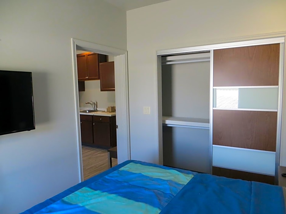 Hotel Blue - Woodlands