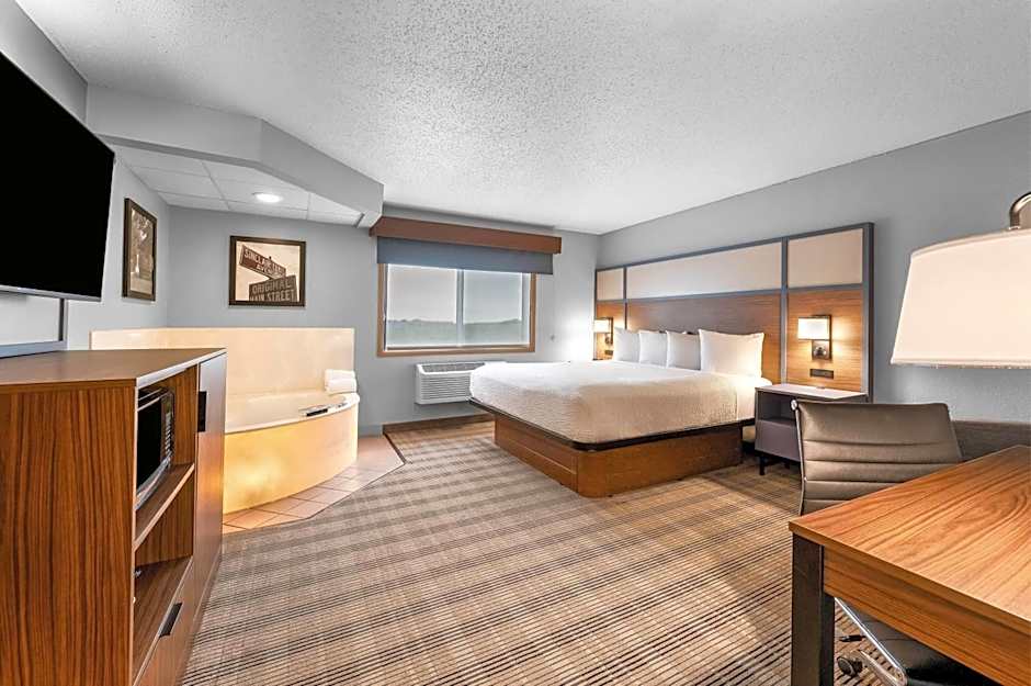 AmericInn by Wyndham Sauk Centre
