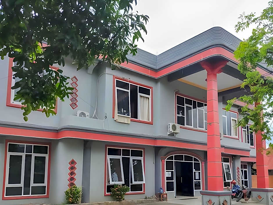 OYO 91855 Big Hotel Kendari