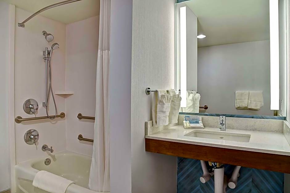 Hilton Garden Inn Kansas City/Kansas