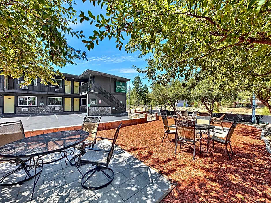 Secrets Inn Lake Tahoe