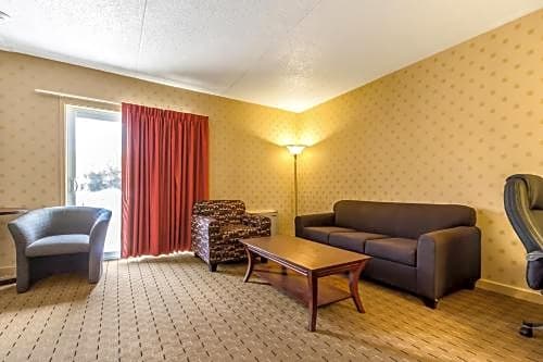 Motel 6-Trenton, ON