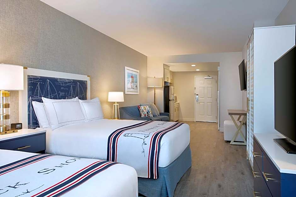 Photo 1 of 5 of Junior 2 Queen Beds Suite, Mobility Accessible, Bathtub