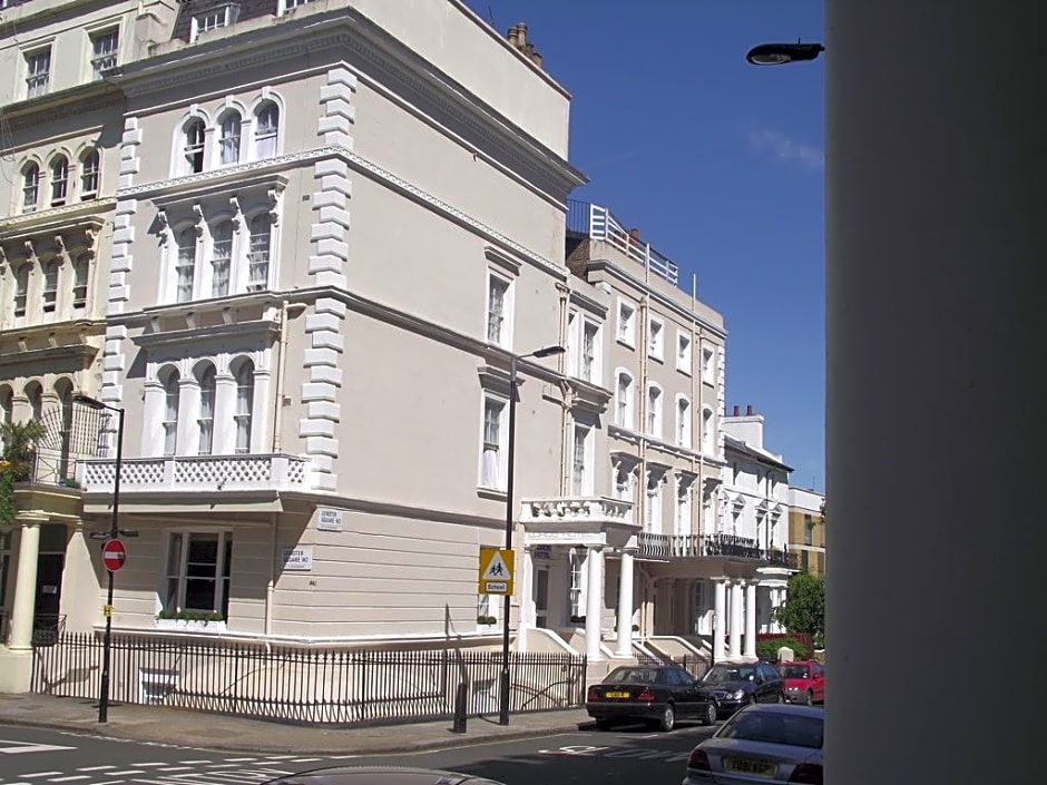 Lords Hotel
