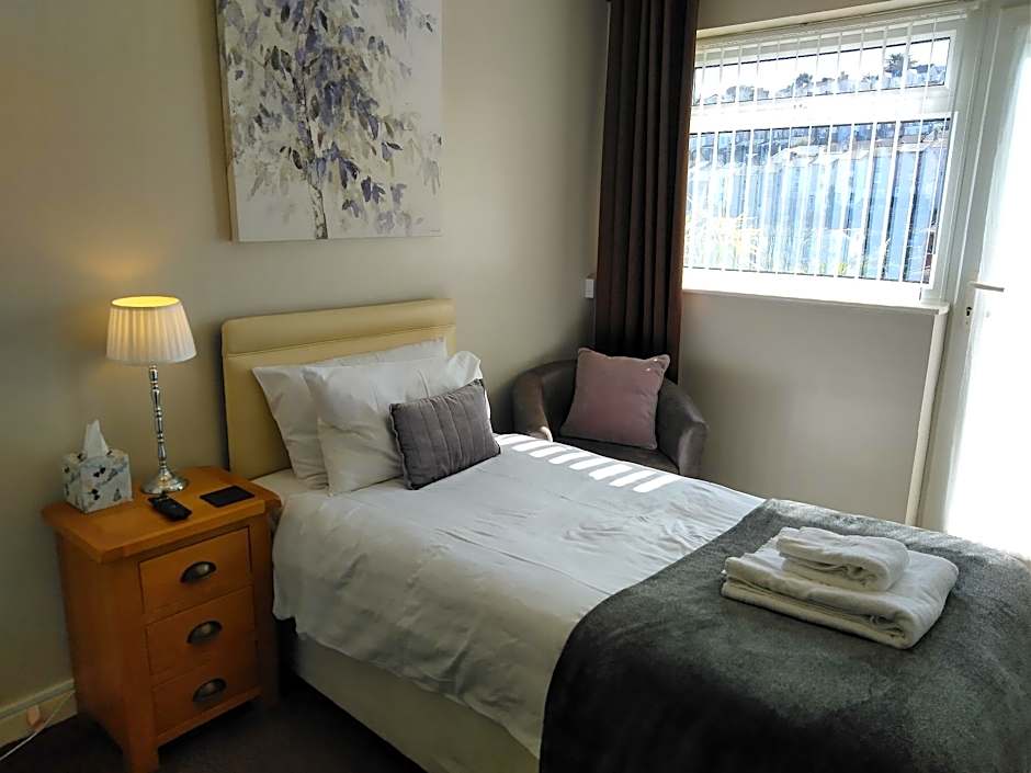 Barclay Court Guest House