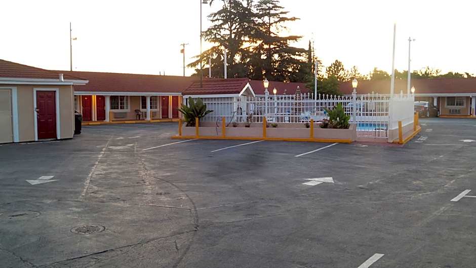 Holiday Motel Oakdale