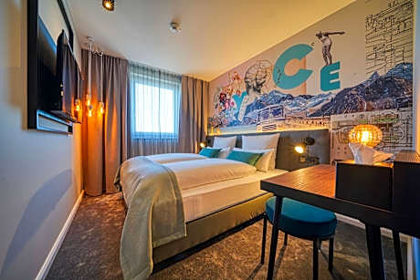 Standard Accessible Room 1 Double Bed