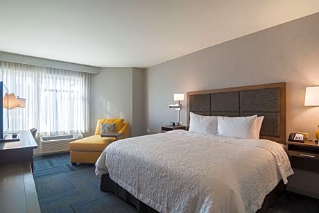 Executive King Room - Non-Smoking