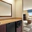 Hampton Inn By Hilton & Suites Atlanta Airport West/Camp Creek Pkwy