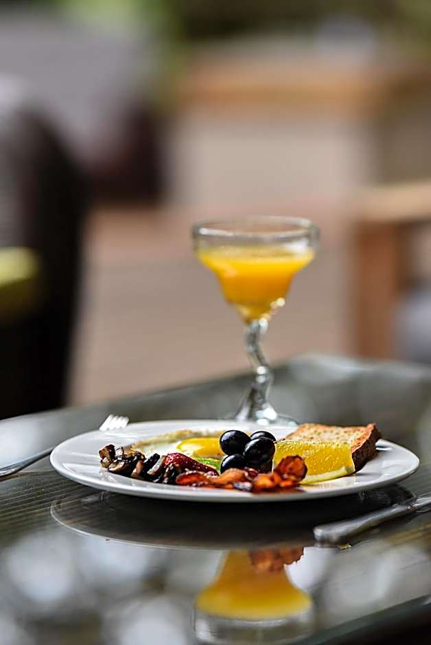 Leopard's Lair Bush Lodge