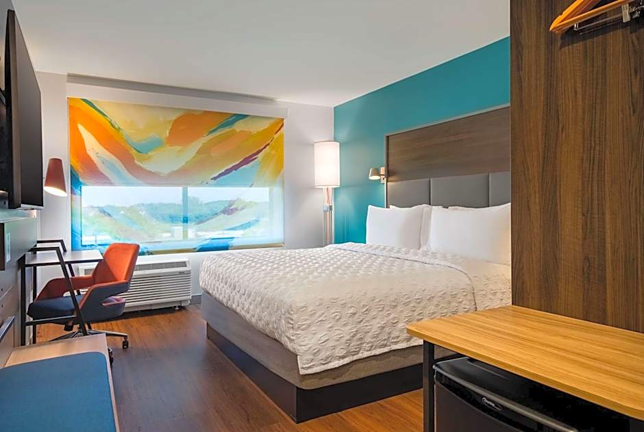 Tru by Hilton Merrillville
