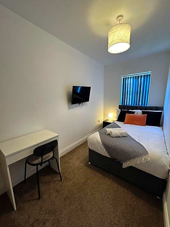 Durham, Free Parking, Central - Modern House