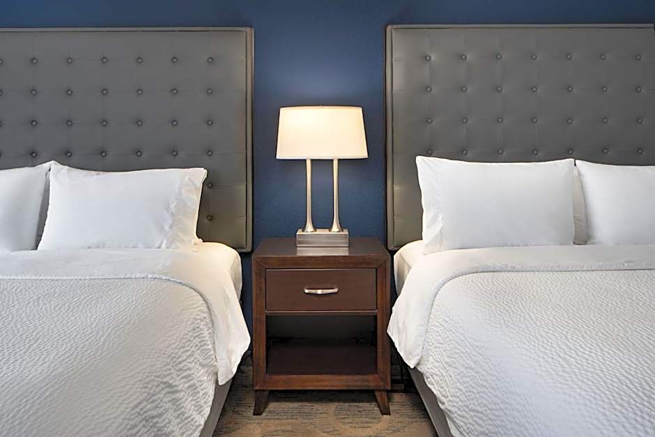 Garner Topeka West By IHG